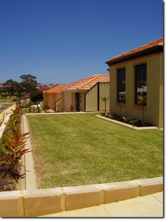 Unique Kerbing's cream glazed garden edging Superior Quality