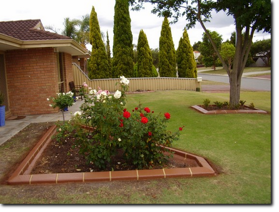 Fawn Garden Edging, Kerbing near Noranda